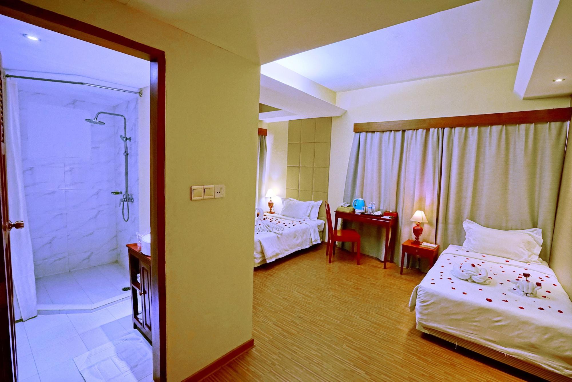 Oway Grand Hotel Mandalay Exterior foto