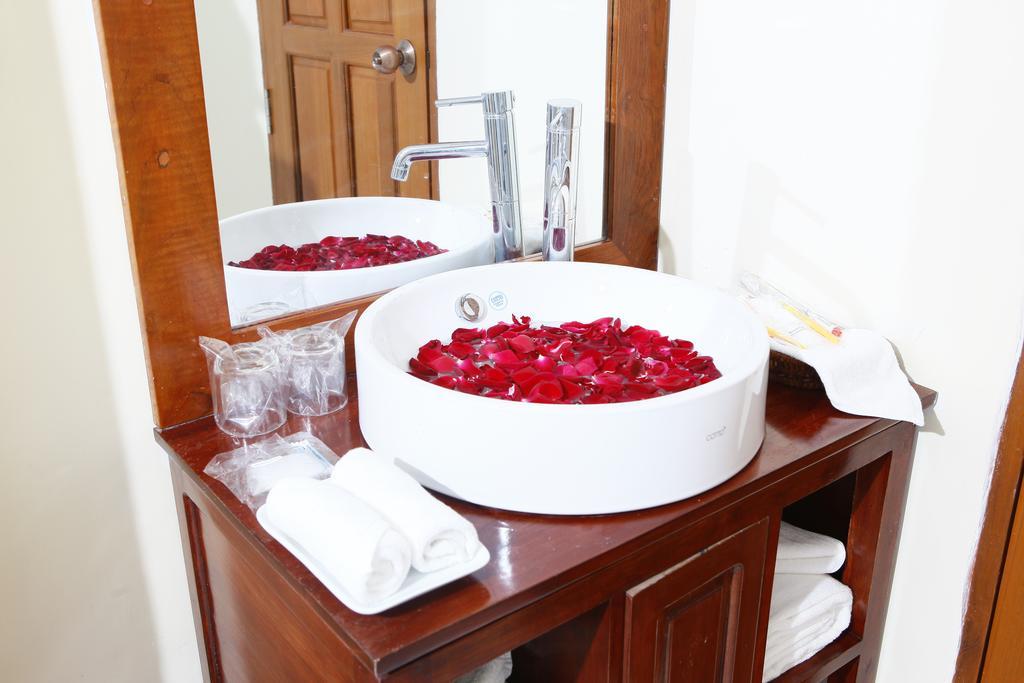 Oway Grand Hotel Mandalay Exterior foto
