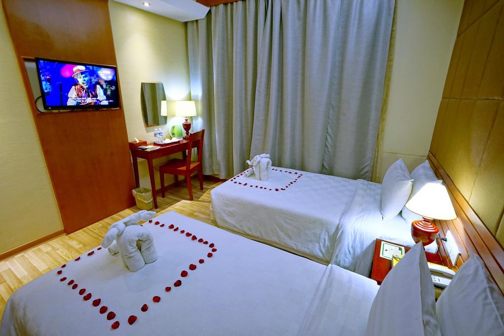 Oway Grand Hotel Mandalay Exterior foto